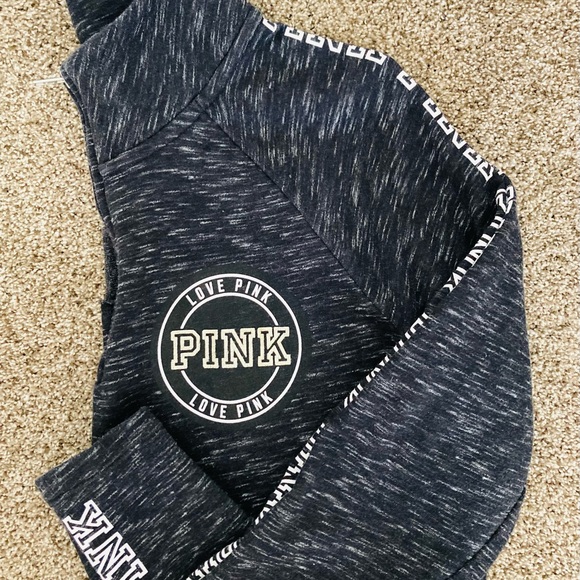 🌺 PINK-VS -Boyfriend Sweatshirt Bundle🌺 - Picture 9 of 15